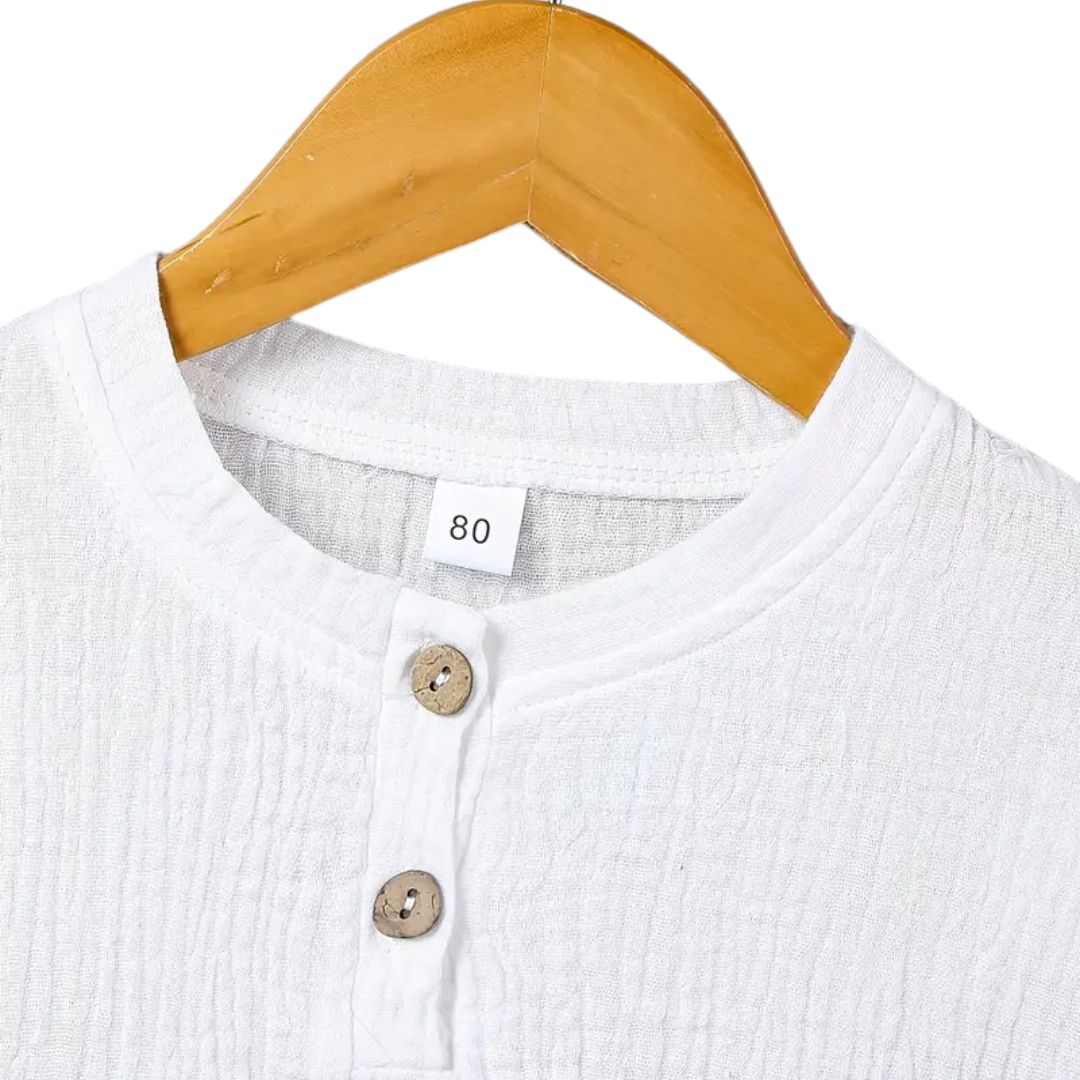 Conjunto camiseta y short casual con relieve