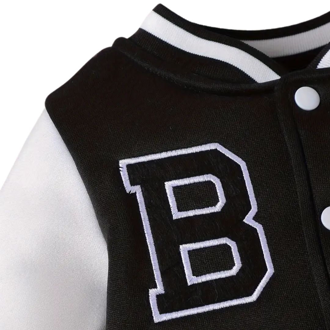 Polera abierta con botones y buzo para niños