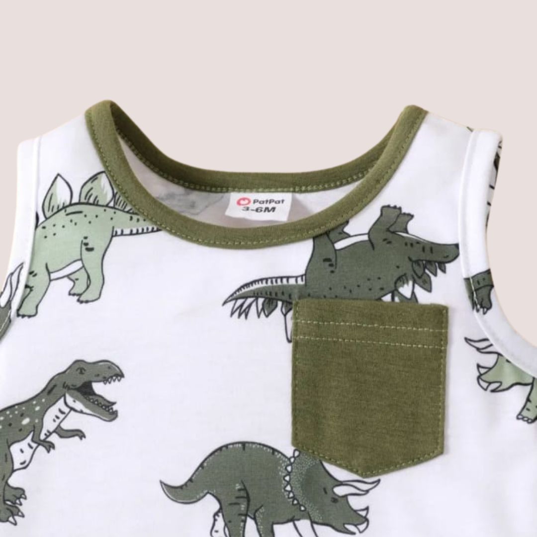 Conjunto de dos piezas para niños con polo sin mangas y short