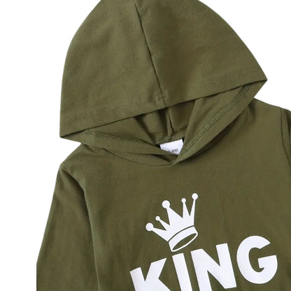 Conjunto de polera y buzo con estampado para niños
